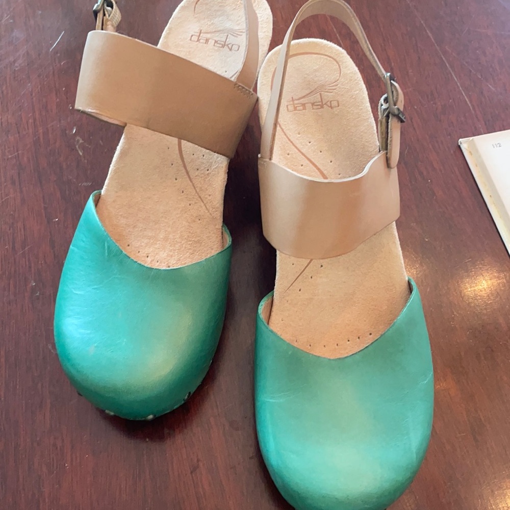 Thea green dansko!